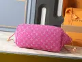 LV / Neverwoof Pet / Pink Denim Розова Дамска Чанта Естествена Телешка Кожа Код ch51, снимка 4
