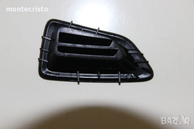 Лява странична розетка арматурно табло Ford Fiesta MK7 (2008-2013г.) 8A61-A045G51-A / 8A61A045G51A, снимка 2 - Части - 54507551
