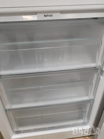 Иноксов комбиниран хладилник с фризер Liebherr No Frost A+++ с две години гаранция! , снимка 3 - Хладилници - 55469525