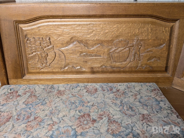 🪵🍷 Ъглова пейка от масивен дъб с лозаро-винарска дърворезба, снимка 4 - Дивани и мека мебел - 53974956