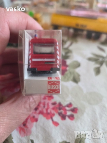 BBUSCH 1:87 MERCEDES GERMANY, снимка 3 - Колекции - 54376843
