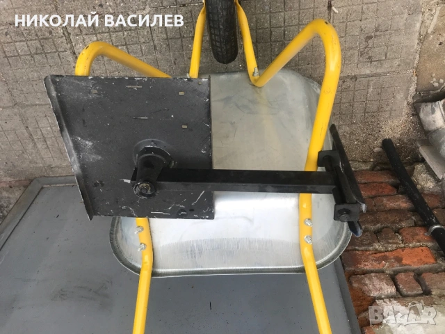 Стойка  за  телевизор ., снимка 2 - Части и Платки - 54506092