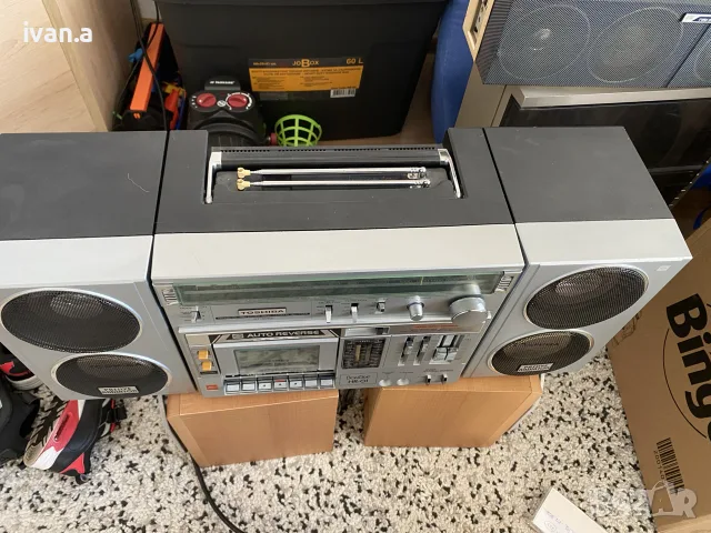 Касетофон Toshiba RT-S953, снимка 5 - Радиокасетофони, транзистори - 55629508