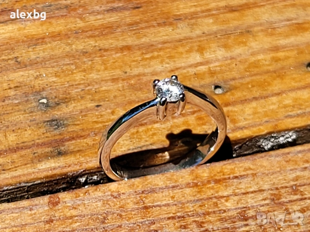 18к Пръстен бяло злато 2g с 0.18ct диамант VS1