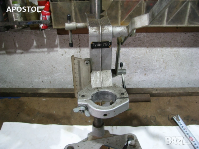 стойка за бормашина 