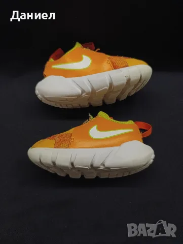 Детски маратонки Nike, снимка 4 - Детски маратонки - 55596084