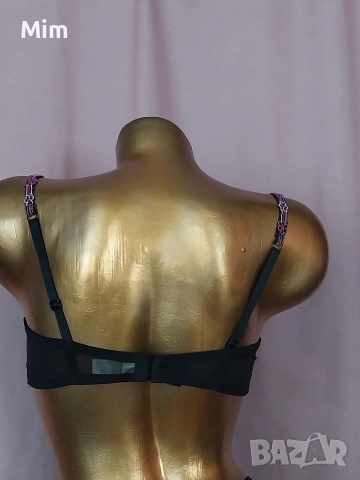 hunkemoller 80 D Черен дантелен сутиен с богата бродерия , снимка 4 - Бельо - 54385344