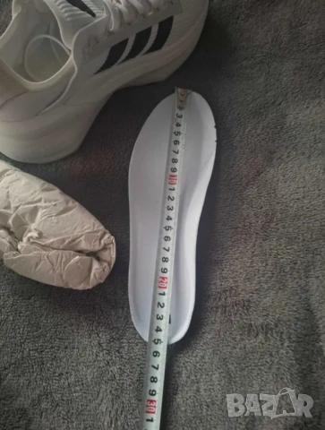 ADIDAS AVRYN дамски маратонки, снимка 11 - Маратонки - 54153553