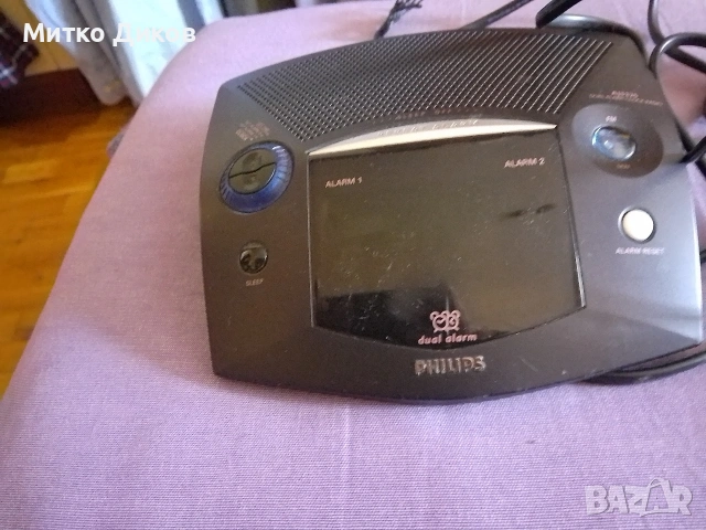 радиочасовник Philips AJ3225, снимка 2 - Друга електроника - 54641819