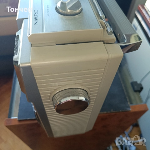 Радиокасетофон Crown CSC-950L, снимка 5 - Радиокасетофони, транзистори - 54330285