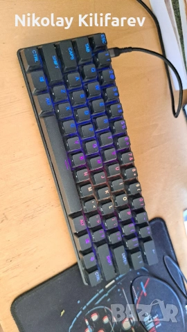 Клавиетура Apex Pro Mini, снимка 3 - Клавиатури и мишки - 54773100