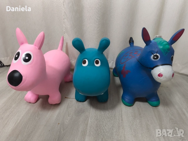 3 Надуваеми играчки за скачане 