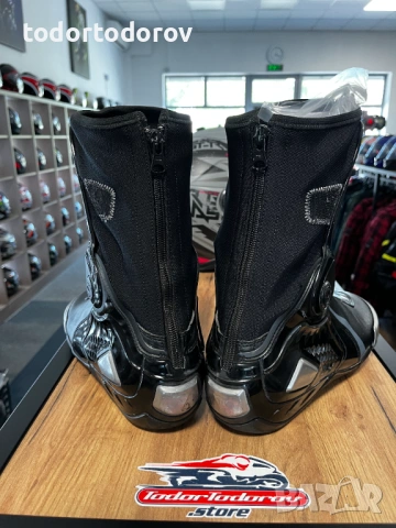Mото ботуши DAINESE TORQUE D1 OUT 43,всички протектори,подвижна става 252.30 лв. / 129 €, снимка 4 - Аксесоари и консумативи - 54494184