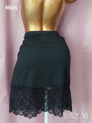 2XL Черна подплата/ пола / с дантела , снимка 3 - Поли - 54614398