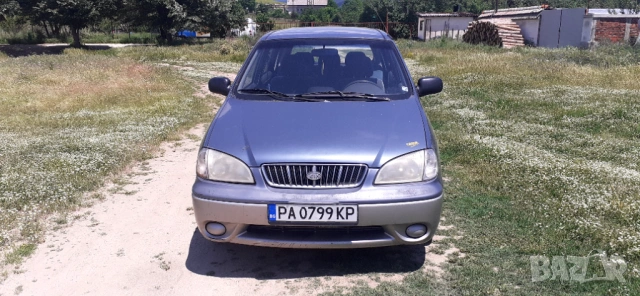 Продавам личния си автомобил Кия Каренс 2001г - 1400 Евро