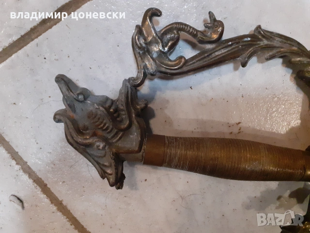 Стара сабя,меч,ятаган с глава на дракон на дръжката,гравирано острие, снимка 4 - Антикварни и старинни предмети - 55110211