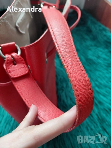 Червена чанта Furla, снимка 5 - Чанти - 54087143