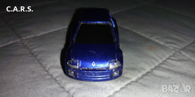 Clio V6 Renault Sport MAISTO Мащаб 1:64, снимка 6 - Колекции - 54379263