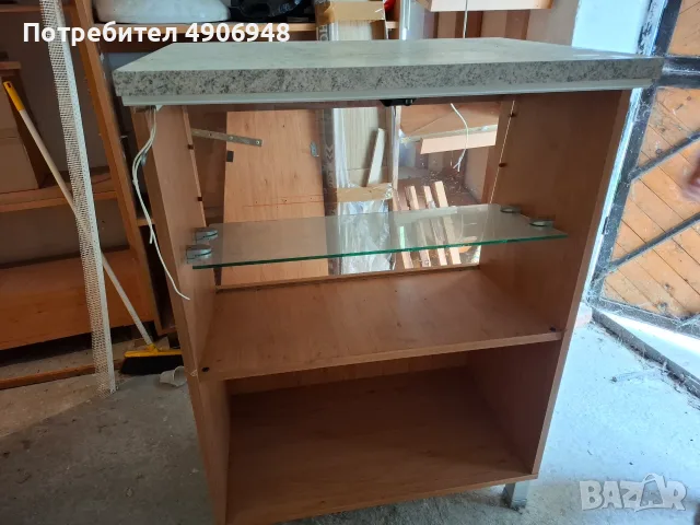 Бар плот със стъклена витлина, снимка 3 - Секции и витрини - 55525864