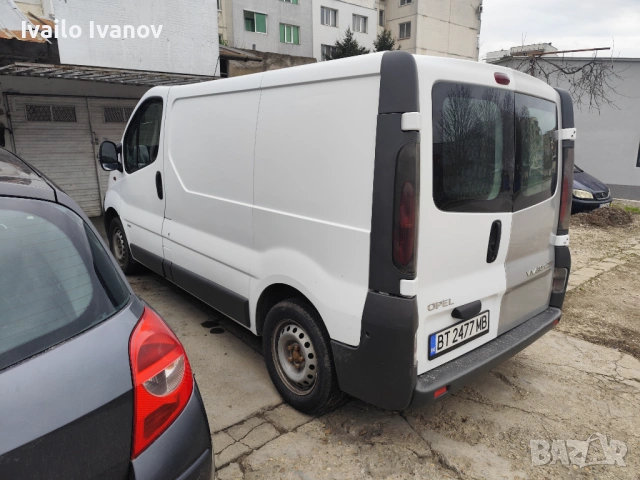Опел Виваро /Opel Vivaro 1.9 101кс климатик , снимка 4 - Бусове и автобуси - 54166582