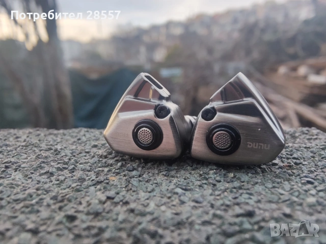 Нови- неотваряни DUNU TITAN S  11mm Dynamic Driver Monitor IEM, снимка 7 - Слушалки и портативни колонки - 51428105