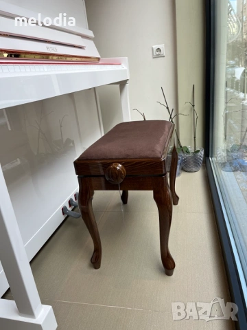 Нов стол за пиано DISCACCIATI - 107 SM, с механизъм за повдигане на седалката, снимка 3 - Столове - 52814232