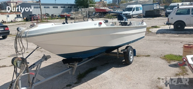 лодка двигател и ремарке без регистрация, снимка 2 - Воден транспорт - 50876166