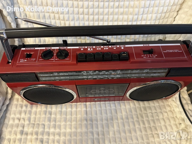 Hitachi TRK-6830 Red Edition Rare, снимка 5 - Радиокасетофони, транзистори - 55235669