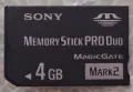 Продавам PSP 2004 със зарядно и оригинална карта памет , снимка 4
