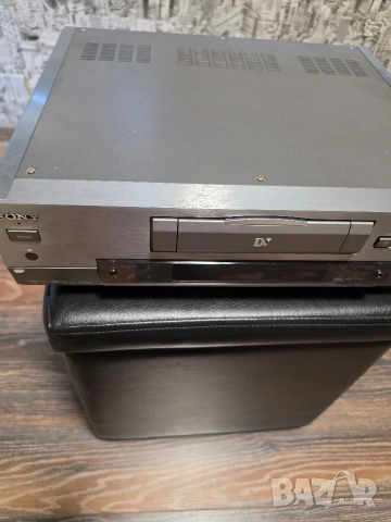 Продавам видео Sony DHR-1000VC , снимка 7 - Плейъри, домашно кино, прожектори - 55167968