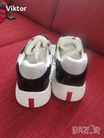 Prada, снимка 2 - Маратонки - 54509191