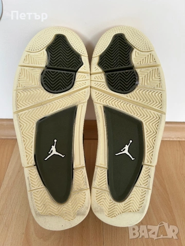 AIR JORDAN 4 RM, снимка 4 - Кецове - 54301177