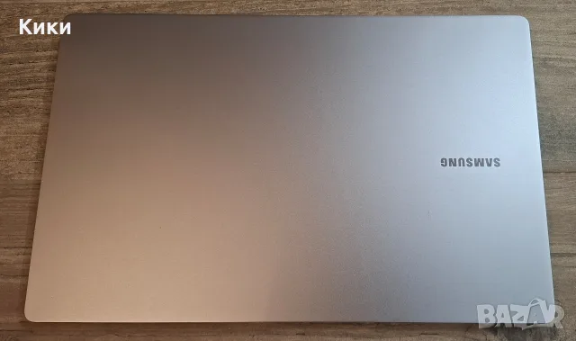 Лаптоп Samsung Galaxy Book5 15.6" | Ultra 5 225U | 8GB RAM | 256GB SSD | Intel Graphics ☆Като нов☆, снимка 3 - Лаптопи за работа - 55412750