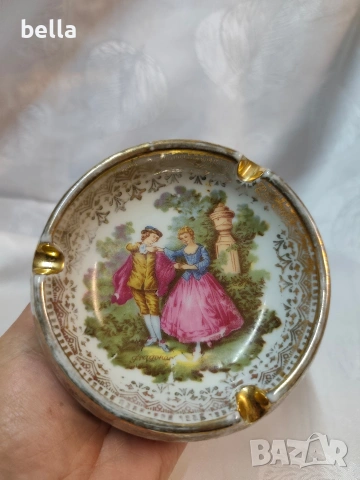 Винтидж видински порцелан – Пепелник Ромео и Жулиета, снимка 3 - Антикварни и старинни предмети - 54309727