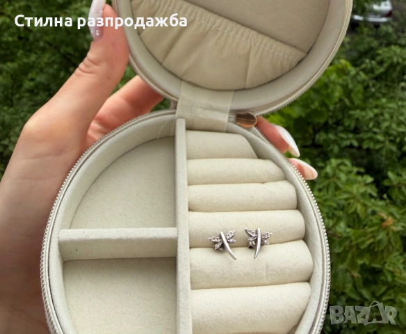 Малки сребърни обеци – нежни и удобни, снимка 2 - Обеци - 54779511