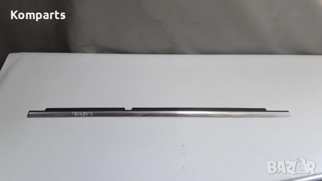 Оригинална уплътнителна лента за стъклоповдигач за Mercedes C W204 2013