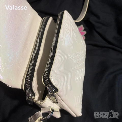 Desigual малка дамска чанта, неупотребявана, снимка 9 - Чанти - 55054004