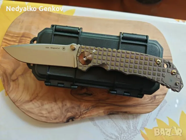 Ножове Chris Reeve, Strider, Spartan Blades от Jufule