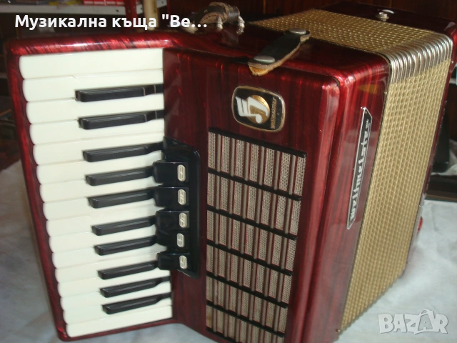 Акордеон Велтмайстер Стела 40 баса с куфар, снимка 9 - Акордеони - 55267389