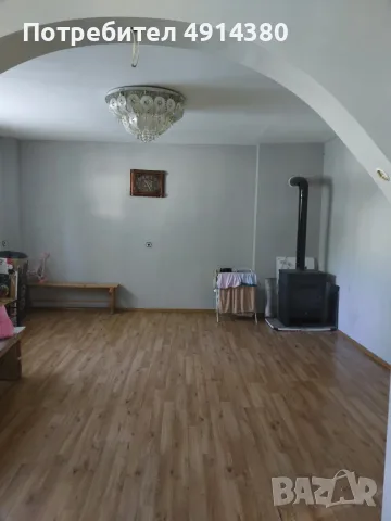 Продава се 3 етажна къща в центъра на Ракитово, снимка 10 - Къщи - 55609953