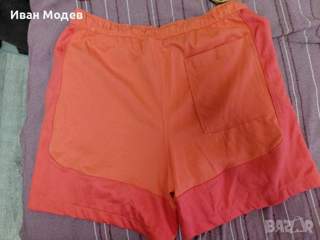 Продавам Оригинални шорти Air Jordan Flight Club - XL (Нови), снимка 2 - Къси панталони - 54573598