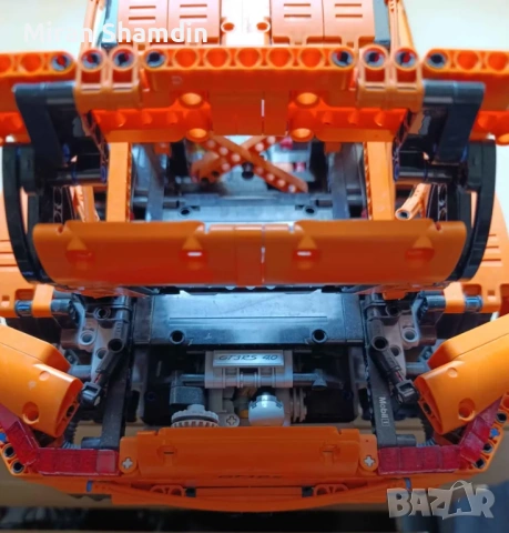 LEGO Technic 42056 Porsche 911 GT3 RS – 100% пълен, с кутия и книжка, снимка 5 - Колекции - 54011539