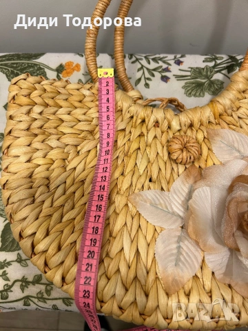 Дамски чанти, снимка 4 - Чанти - 53440219