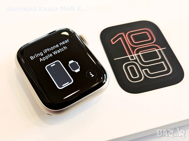 Часовник Apple Watch SE 3 40mm 01391-26, снимка 4 - Смарт часовници - 55072711