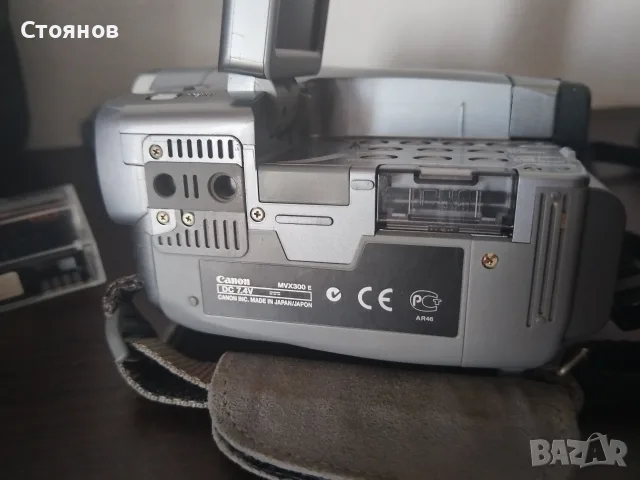Камера Canon MVX300 Mini DV Camcorder Japan, снимка 16 - Камери - 54532419