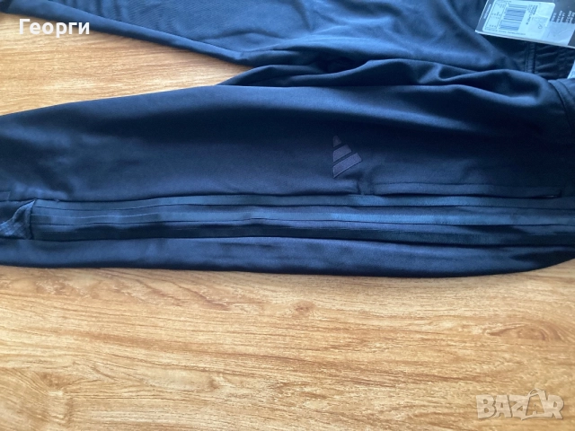 Мъжко оригинално долнище Adidas, снимка 4 - Спортни дрехи, екипи - 54977700