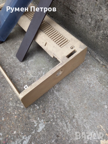 Корпус Изот 0230, снимка 4 - Антикварни и старинни предмети - 54315268