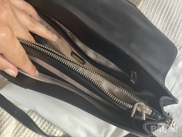 дамска чанта Guess, снимка 5 - Чанти - 55633133