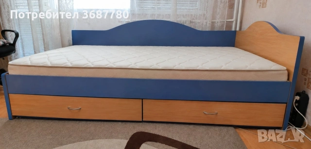 Продавам матрак с легло
