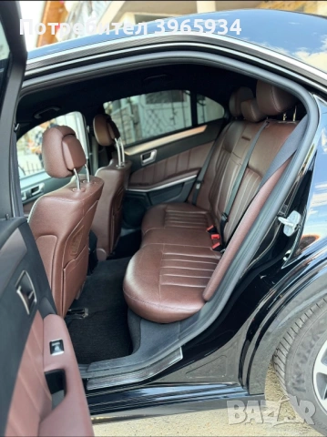 Mercedes E350 / 4MATIC/2015, снимка 8 - Автомобили и джипове - 54635065
